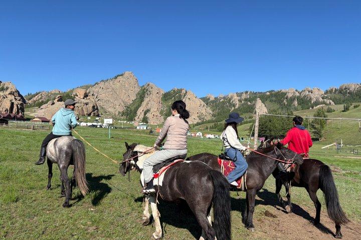 Parc Terelj de 2 jours et expérience familiale nomade mongole
