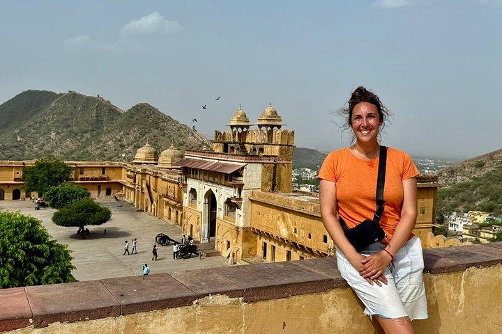 Jaipur : プライベート全日ジャイプールシティツアーとトランスファーデリー。