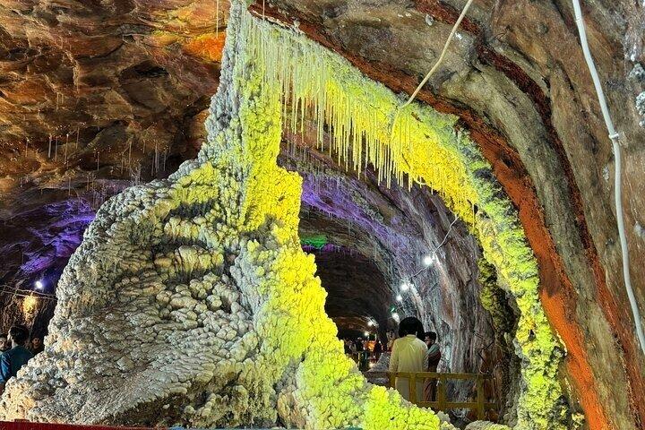 ラホール＆イスラマバード発プライベートケウラ塩鉱山日帰りツアー