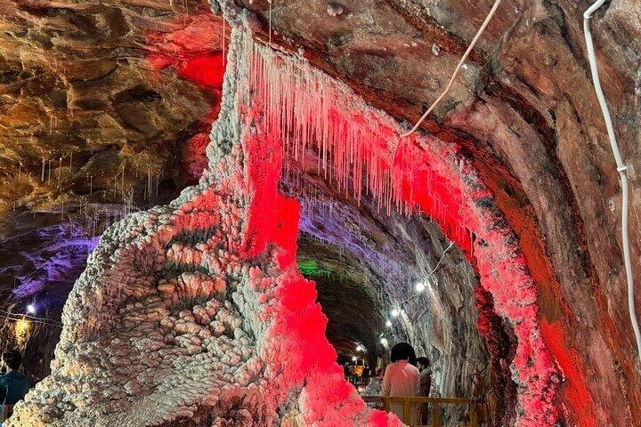 ラホール＆イスラマバード発プライベートケウラ塩鉱山日帰りツアー