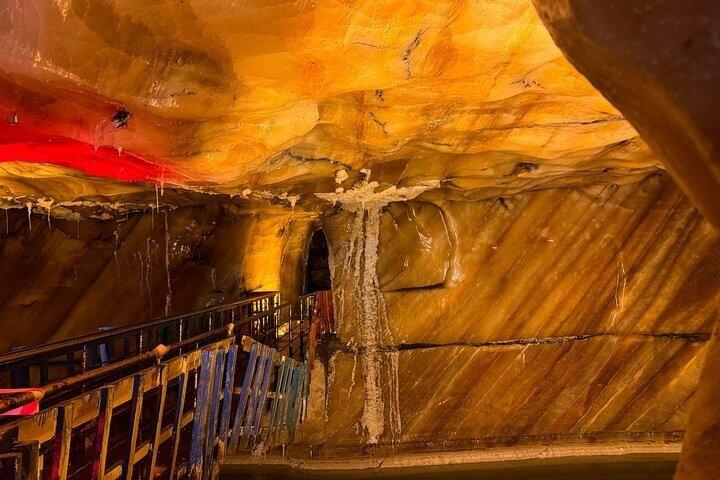 ラホール＆イスラマバード発プライベートケウラ塩鉱山日帰りツアー