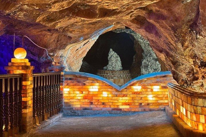ラホール＆イスラマバード発プライベートケウラ塩鉱山日帰りツアー