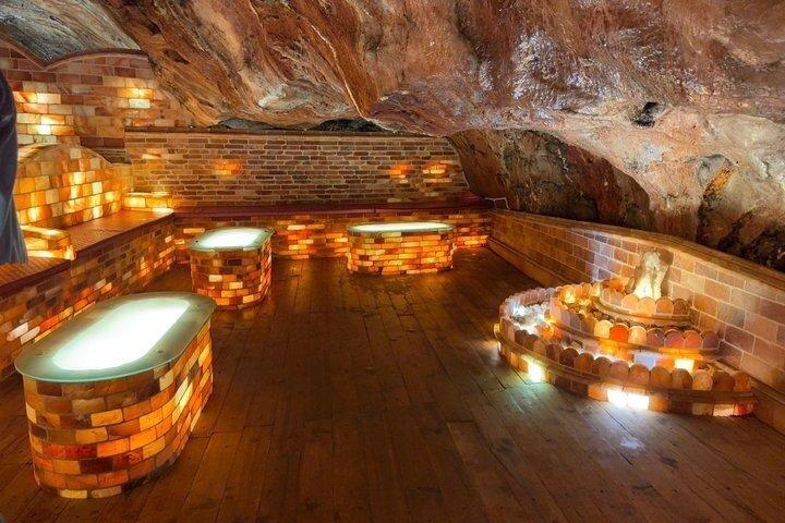 ラホール＆イスラマバード発プライベートケウラ塩鉱山日帰りツアー