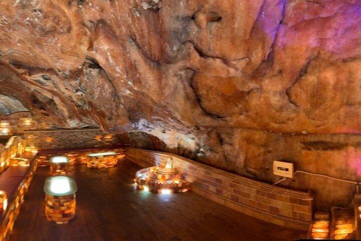 ラホール＆イスラマバード発プライベートケウラ塩鉱山日帰りツアー