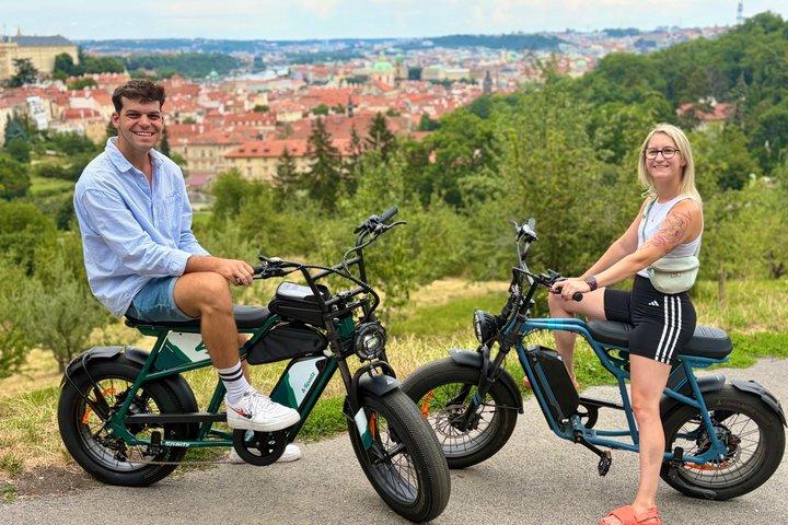 Grand City Tour on CHOPPER Ebike
