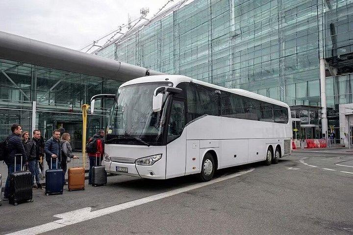 ブダペストからウィーンへのプライベート送迎
