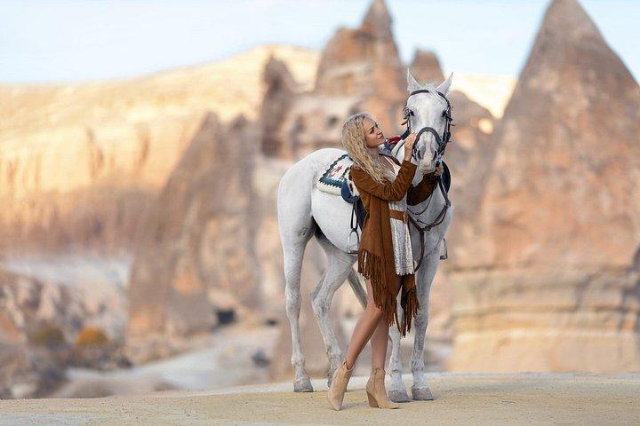 カッパドキア乗馬ツアー–谷、日の出、日の入り&写真