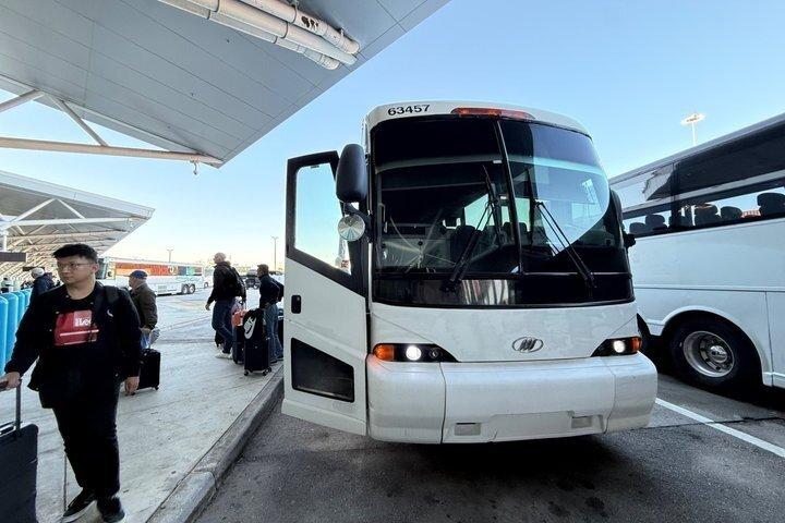 マイアミ港からマイアミ国際空港へのシャトルサービス