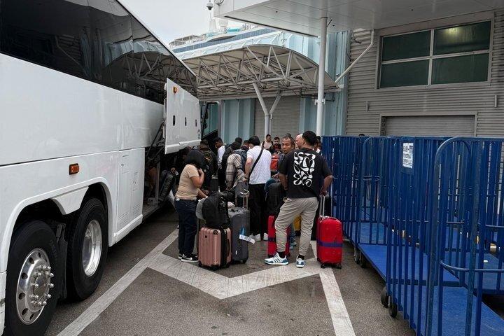 マイアミ港からマイアミ国際空港へのシャトルサービス
