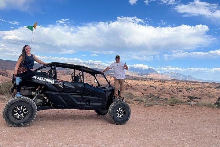 Uドライブヘルズリベンジ4x4ツアー3.5時間