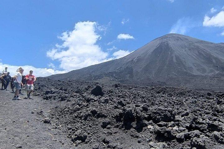 Pacaya Volcano Tour Custom Hike