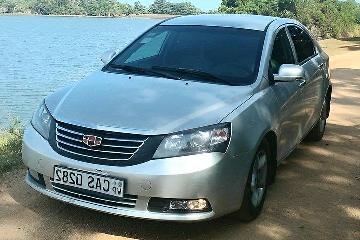 スリランカは、運転手の複数日ツアーで自家用車のレンタルをカスタマイズ