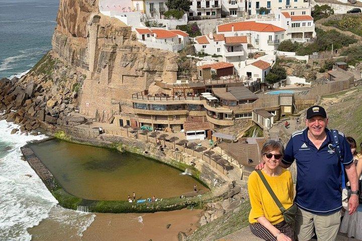 シントラのおすすめ日帰り旅行：ペーナ宮殿、レガレイラ、断崖、海