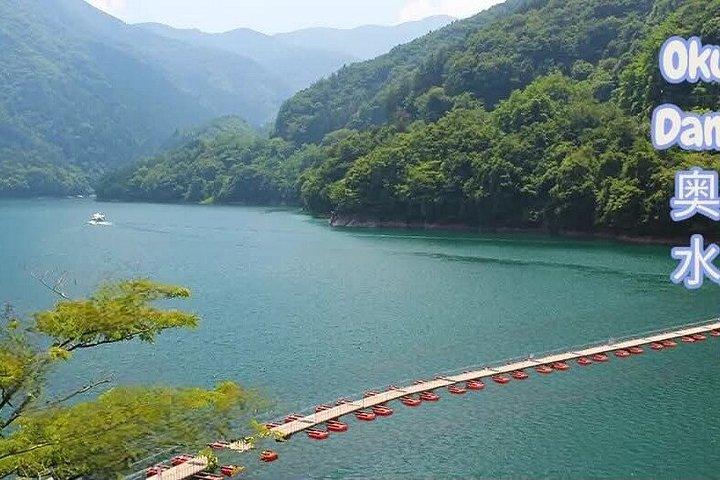 東京の隠れた田舎、洞窟と川辺のアドベンチャー