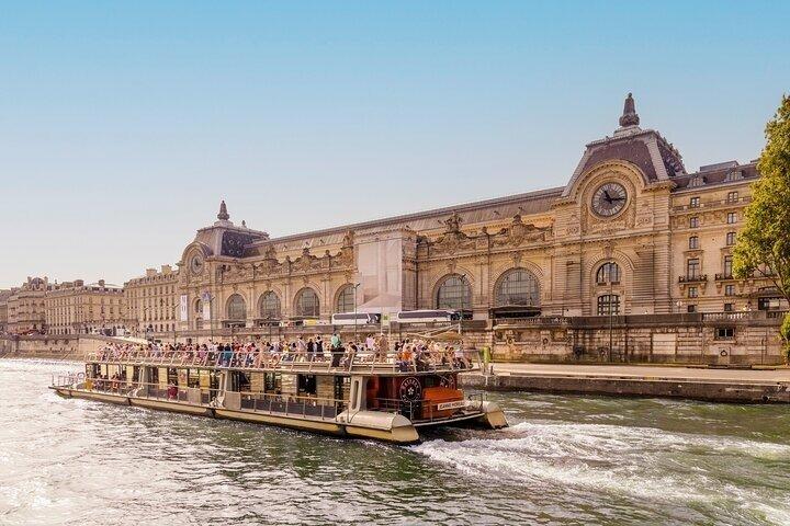 Paris Seine River Sightseeing Cruise med kommentar af Bateaux