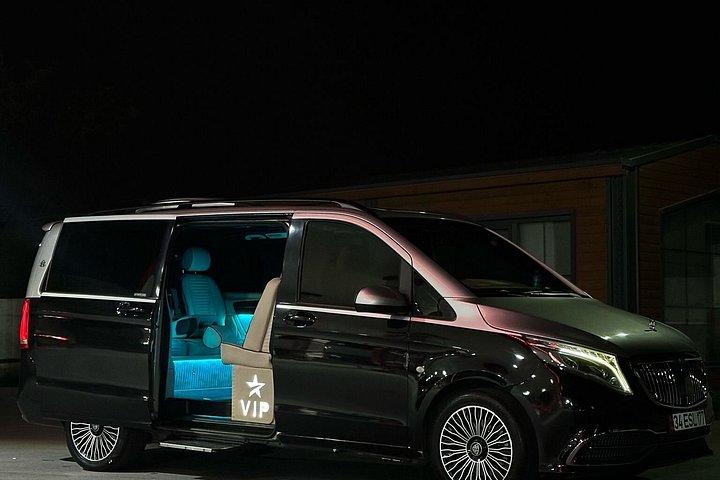 Private Custom Istanbul Tour by Mercedes Vito (8, 10 or 12 Hours)
