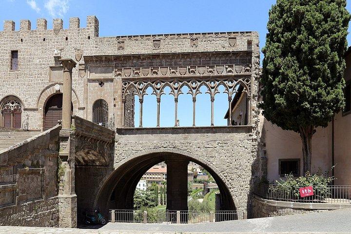 ローマ法王庁コンクラーヴェの歴史ビテルボ オイルテイスティング（ランチ付き）