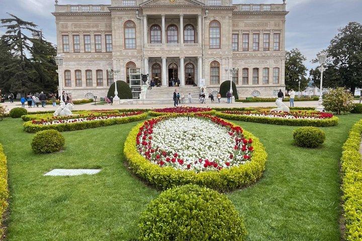 Private Dolmabahce Palace, Bosphorus Cruise & Spice Bazaar Tour