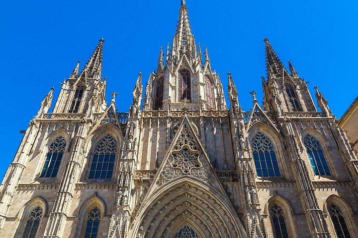 Barcelona Cathedral and Rooftop Access Ticket
