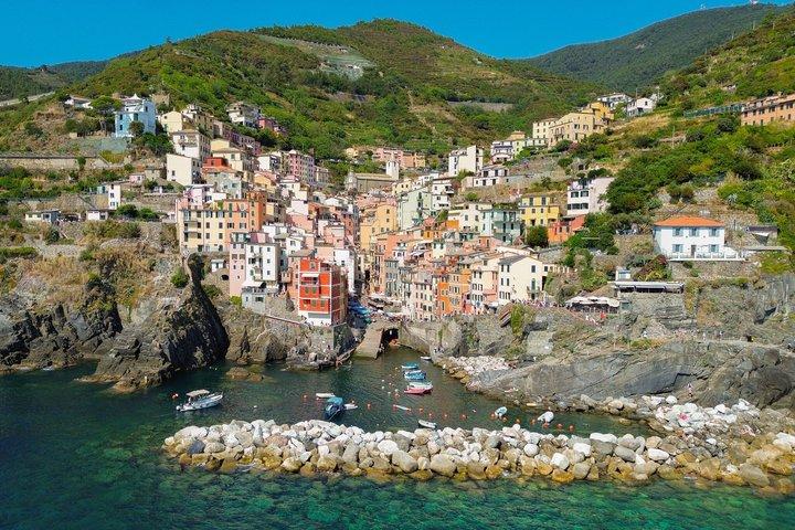 Bådtur ved solnedgang og aperitif i Cinque Terre fra Monterosso