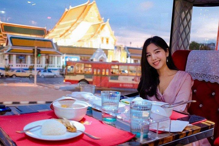 Bangkok Tour gastronómico en autobús tailandés con visitas turísticas y cenas