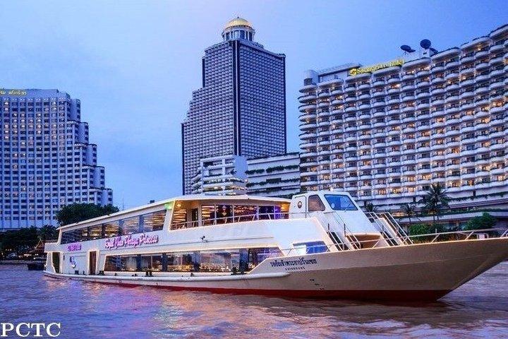 Chopharaya Princess Indian Buffet Dinner Cruise Trasferimento condiviso