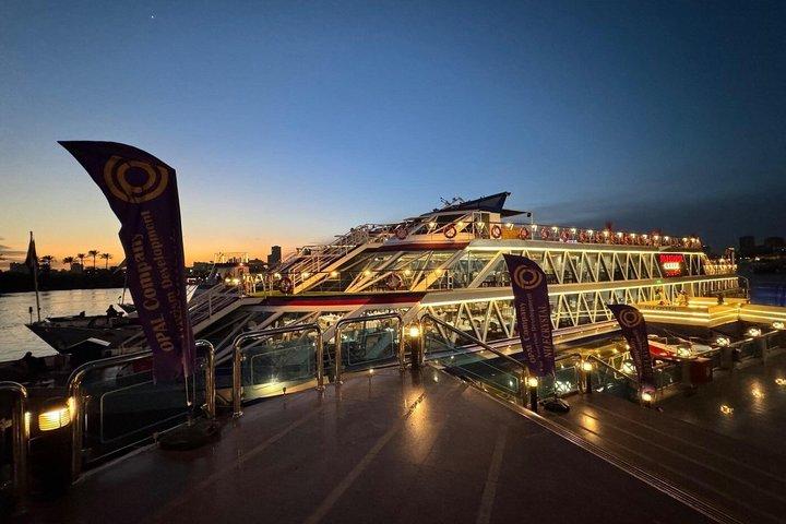 Crociera di lusso sul Nilo con buffet e spettacolo di danza del ventre