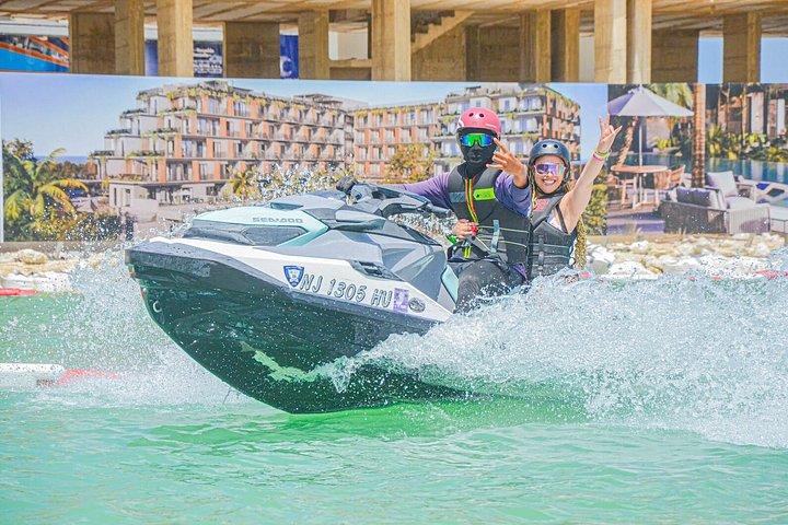 Jet sKI Downtown