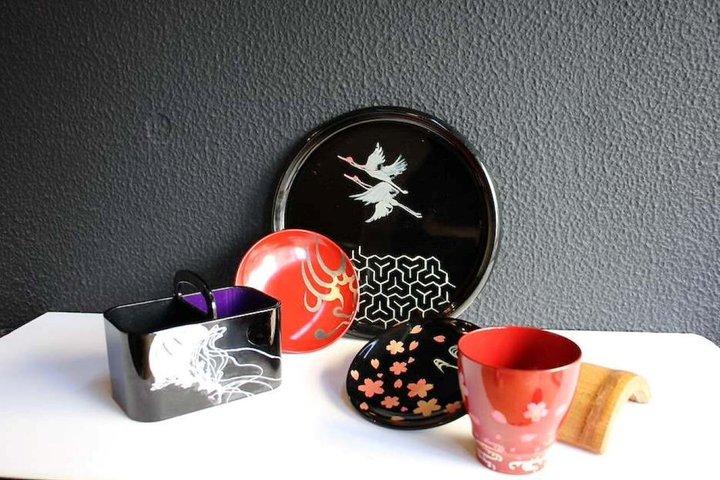 Kintsugi, Makie or Gold Leaf Pasting Workshop in Nihonbashi Tokyo