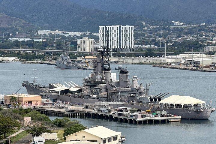 記念碑を越えて真珠湾 完全な第二次世界大戦の経験