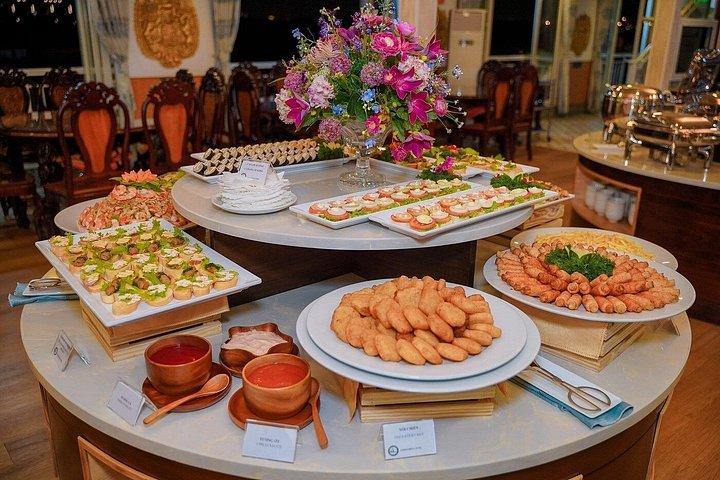 River Dinner and Live Music by Cruise