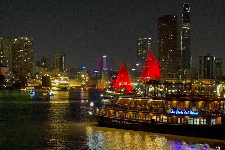 River Dinner and Live Music by Cruise