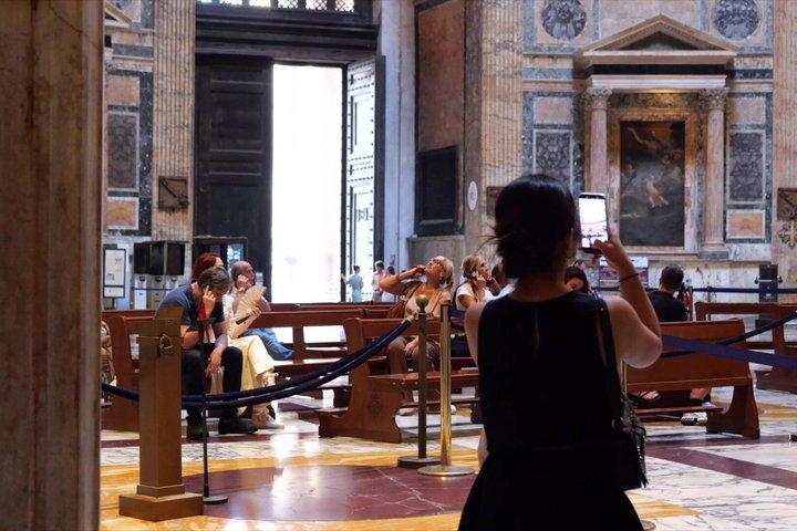 Rome Pantheon After-Hours Tour : Audio Gids & Live Concert