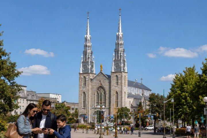 Ottawa caça ao tesouro & Highlights tour a pé autoguiado