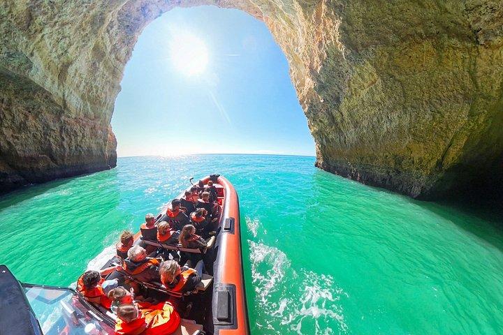 Anmeldelse af Benagil Caves Speedboat Adventure