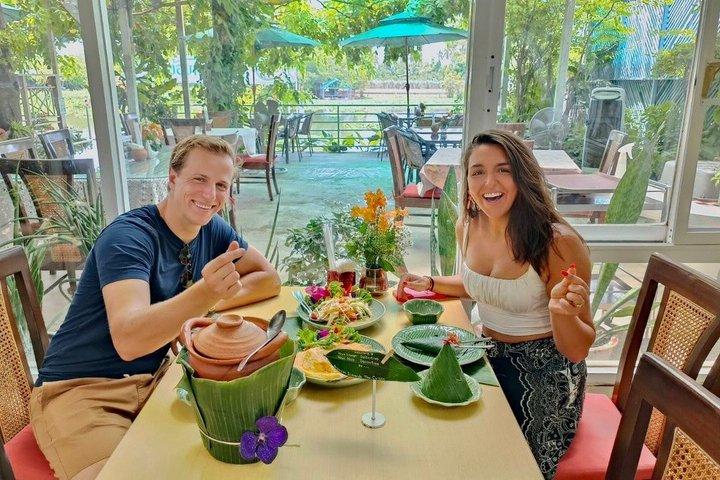 PRIVATE Bangkok Market Tour, Boat Ride & Cooking Class with Aoy