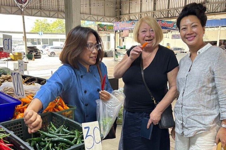PRIVATE Bangkok Market Tour, Boat Ride & Cooking Class with Aoy