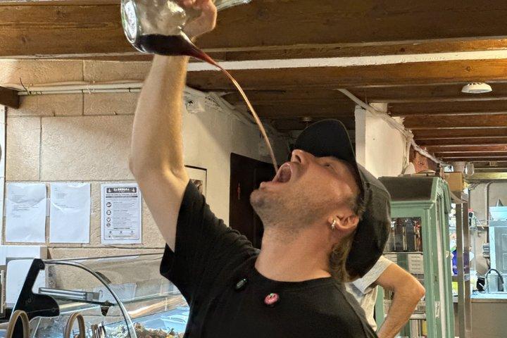 Smaka Barcelona med tapas, vin och katalanska traditioner