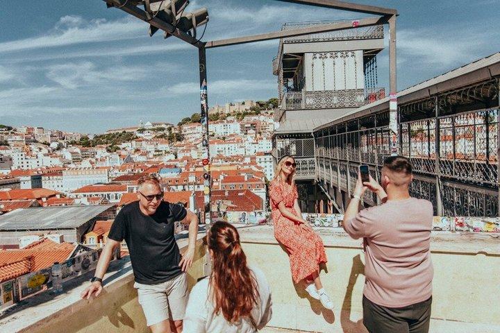 2 Hour Lisbon Private Guided Tour in a Tuk Tuk