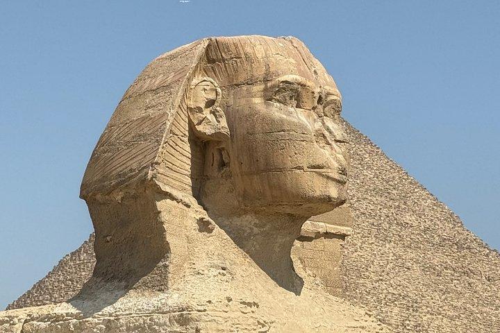グランド・エジプト博物館とギザのピラミッド、クエーンピラミッド内部ツアー