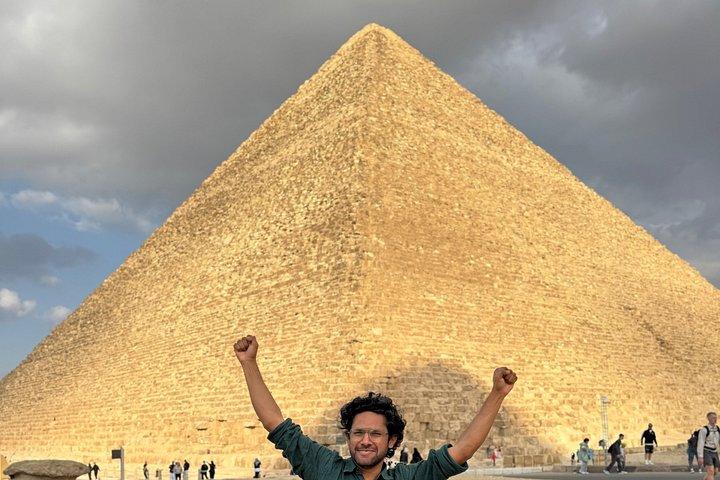 グランド・エジプト博物館とギザのピラミッド、クエーンピラミッド内部ツアー