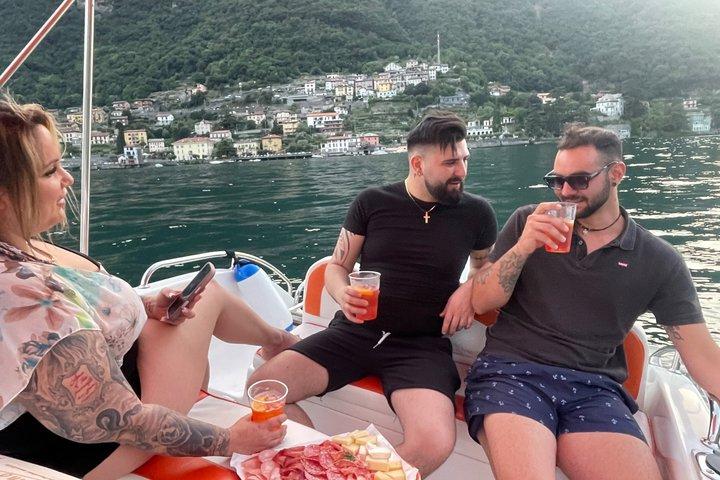 Lago Como : Aluguel de temporada de barco autônomo - sem licença