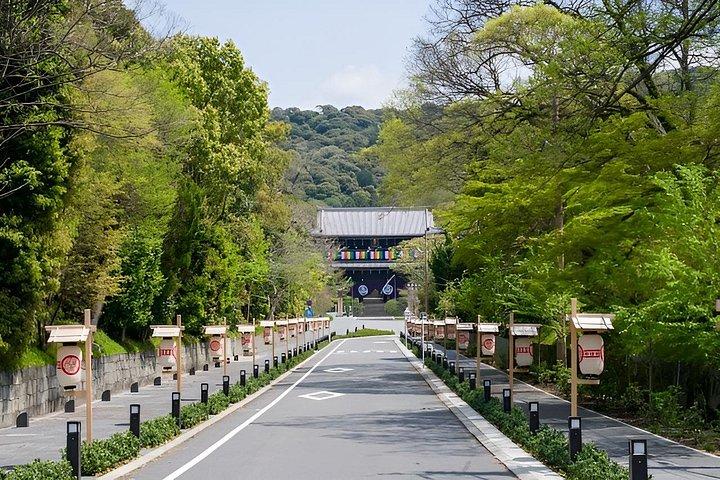 京都芸者街＆隠れ家モーニングツアー