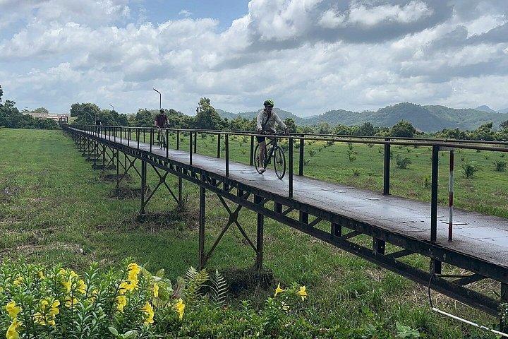 カオラックでの文化的な半日サイクリングと遺産ツアー