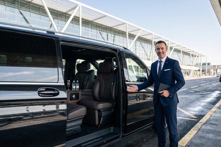 Parijs : CDG Airport Privétransfer ⇄ Stadscentrum/Disneyland