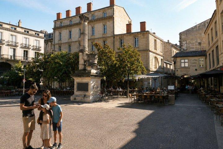 Bordeaux Scavenger Hunt & Highlights Self-Guided Walking Tour