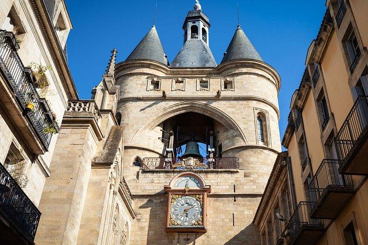 Bordeaux Scavenger Hunt & Highlights Self-Guided Walking Tour