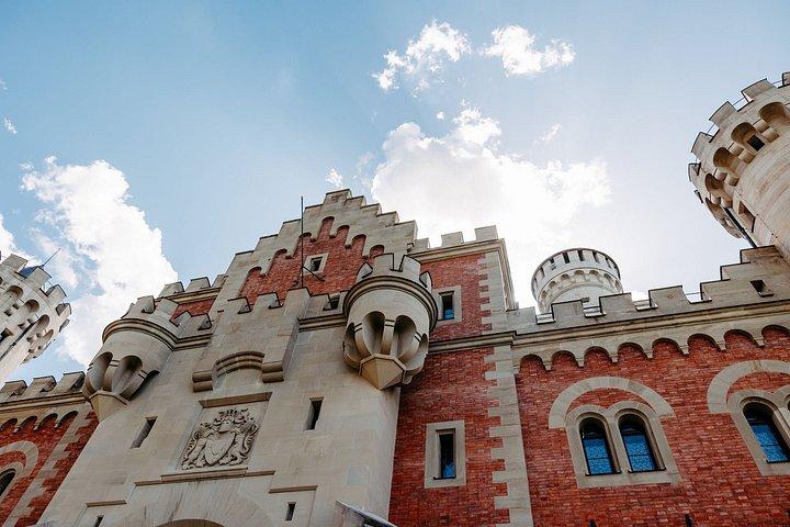 Neuschwanstein Castle and Linderhof Day Tour from Munich
