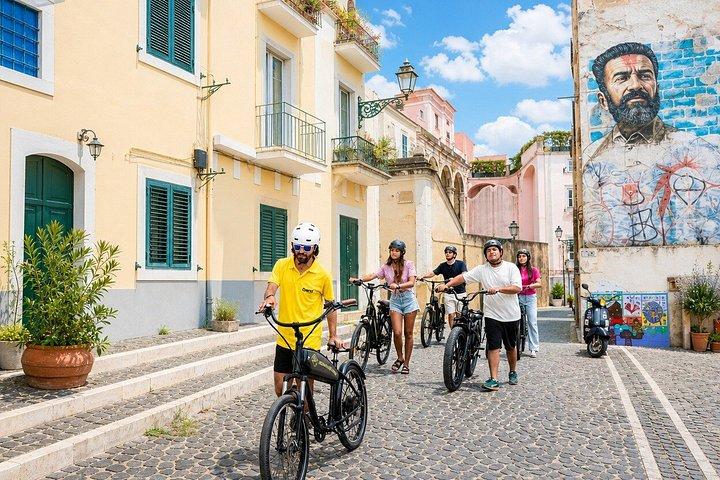 リスボンEバイクツアーコマース広場、ムーラリアとアルファマ