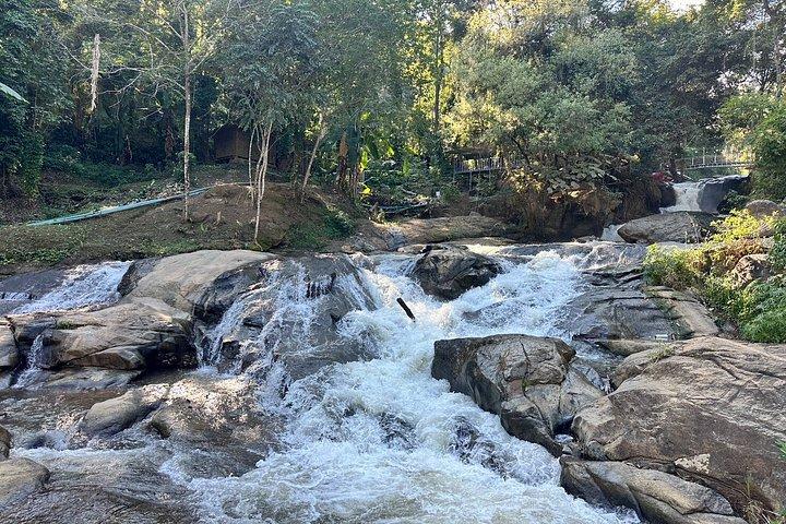 Ultimate Chiang Mai : Mon Jam, Longneck & More Highlights